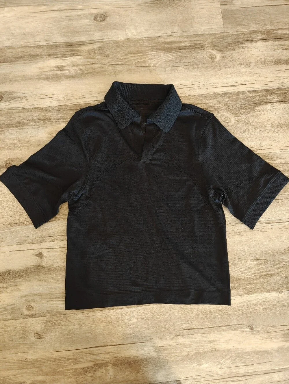 Lululemon Swiftly Polo Crop Shirt Size 0 Black NWOT - Picture 2 of 4